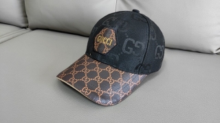 GUCCI Curved Snapback Hats 111313