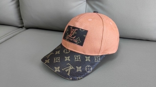 LV Curved Snapback Hats 111333