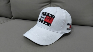 Tommy Jeans Curved Snapback Hats 111597